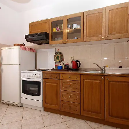 Miranda 1858 Apartamento Fažana