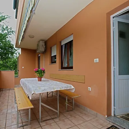 Miranda 1858 Apartament *