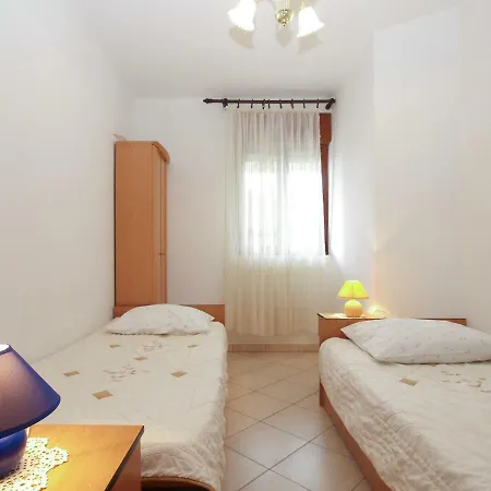 Miranda 1858 Apartament